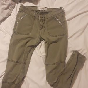 Olive green pant